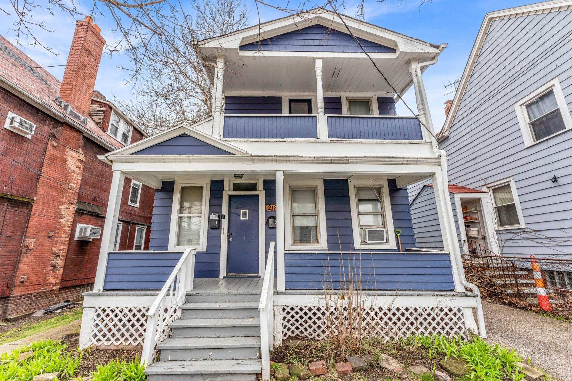 Historic Cozy Haven In Little Italy Lejlighed Cleveland Eksteriør billede